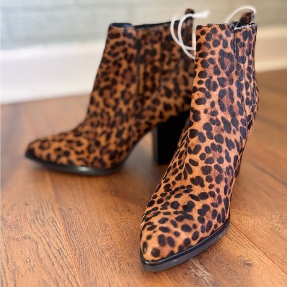 New Marc Fisher Alva Ankle Heeled Bootie Leopard Cheetah Animal Print - Picture 2 of 8